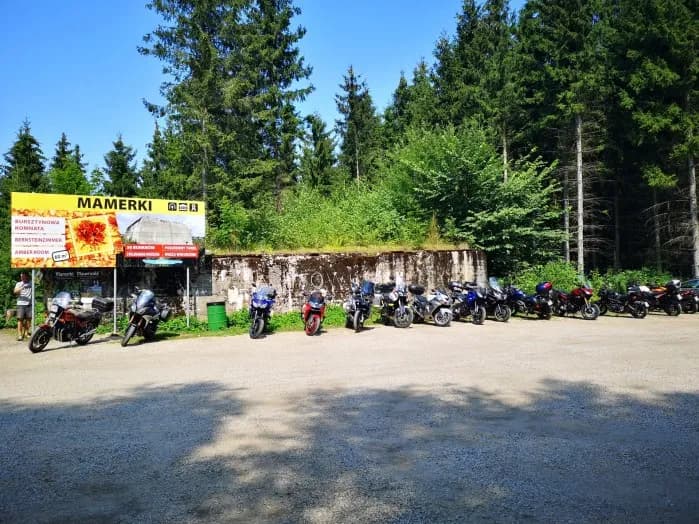 Trasy motocyklowe Mazury: Odkryj najpiękniejsze i bezpieczne szlaki